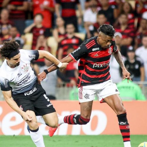 Copa do Brasil: Com gol de Alex Sandro, Flamengo vence o corinthians na primeira partida da semifinal 